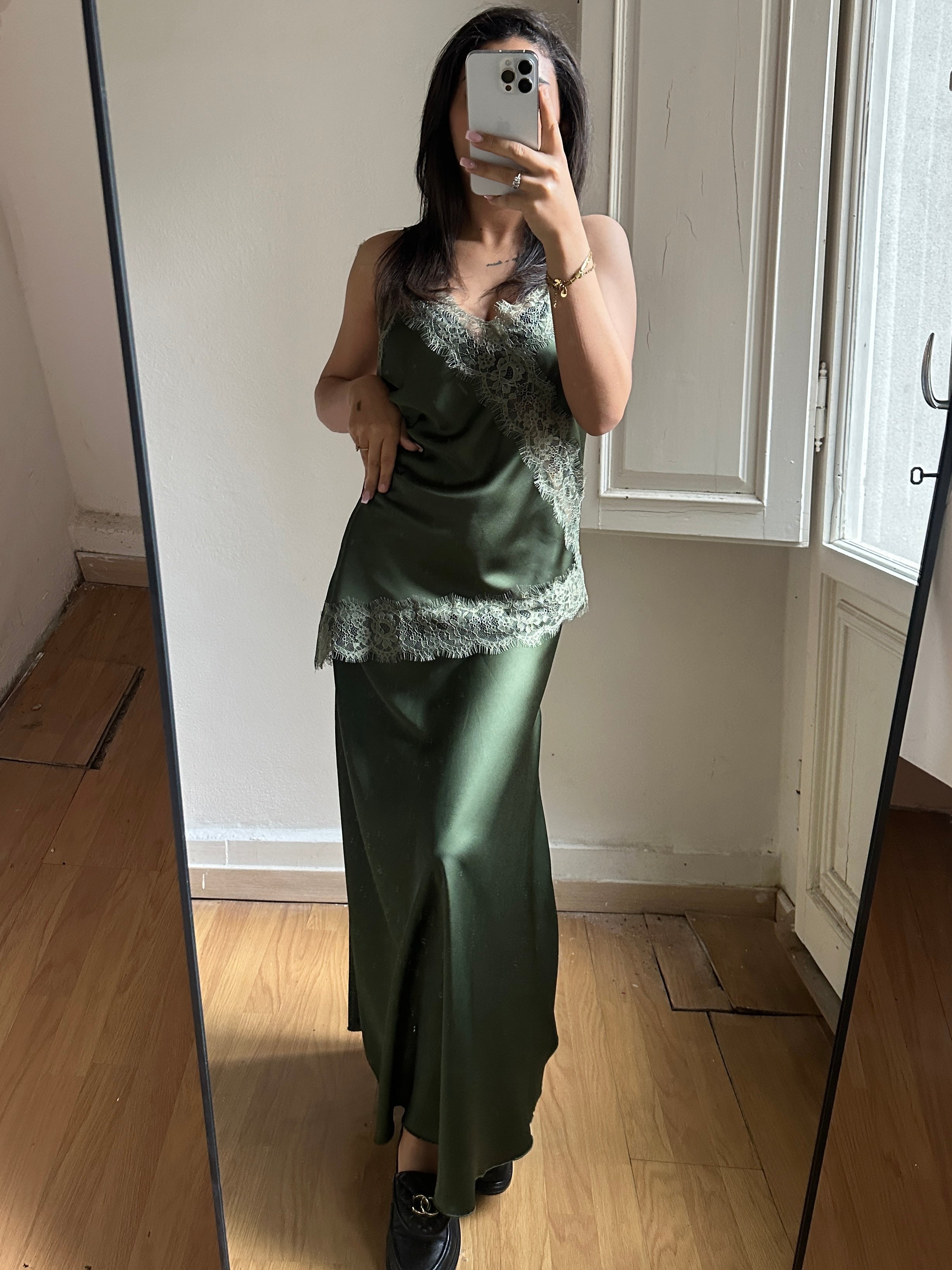 OUTFIT