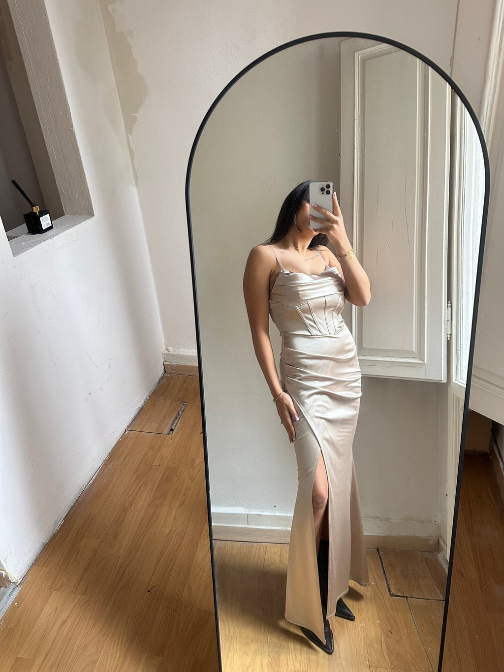 Vestito beige