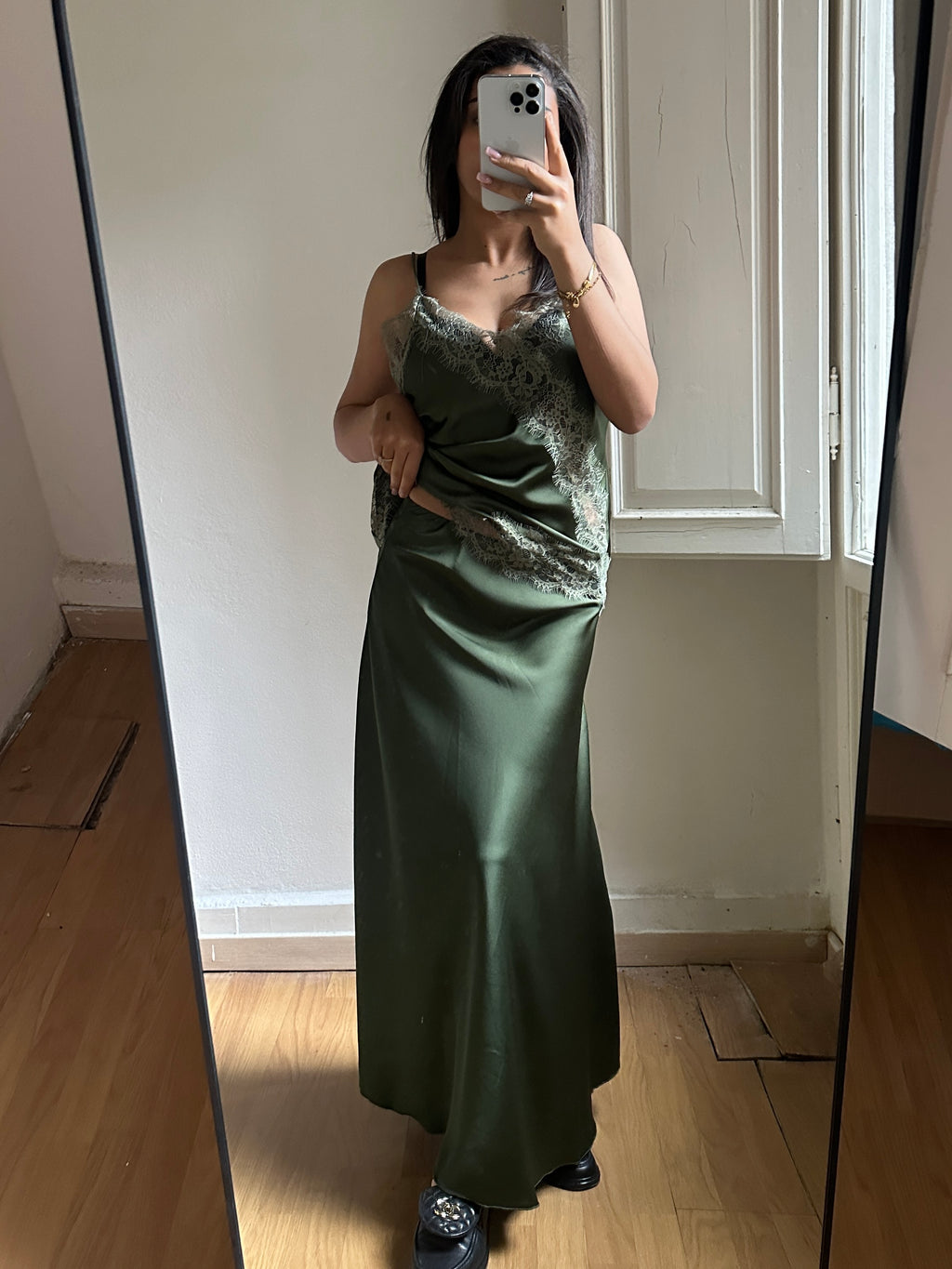 OUTFIT