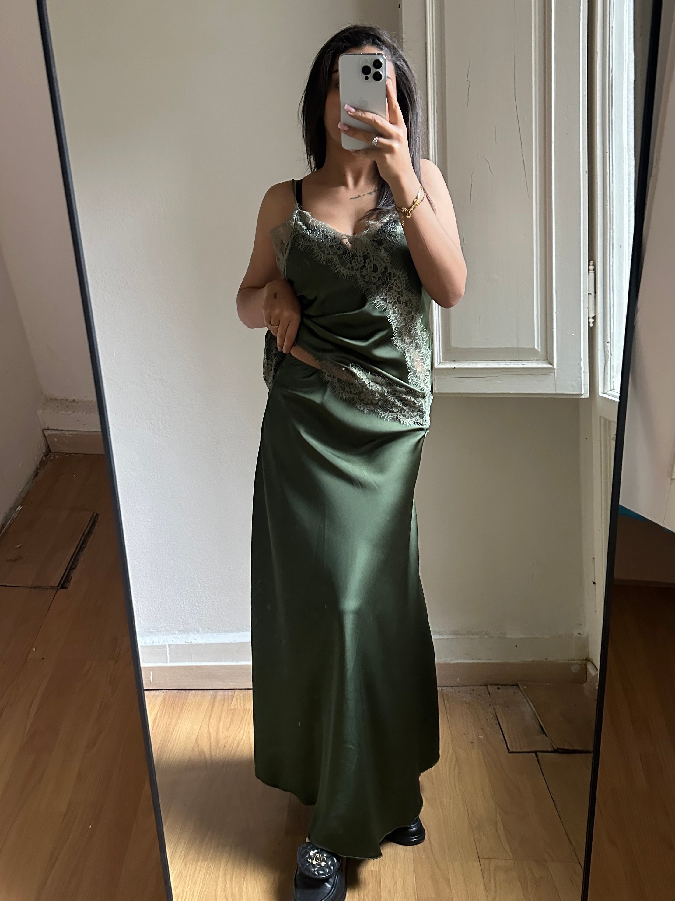 OUTFIT