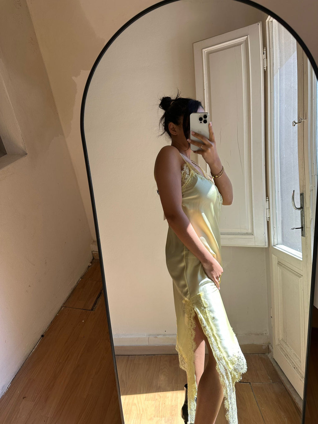 Vestito pizzo giallo