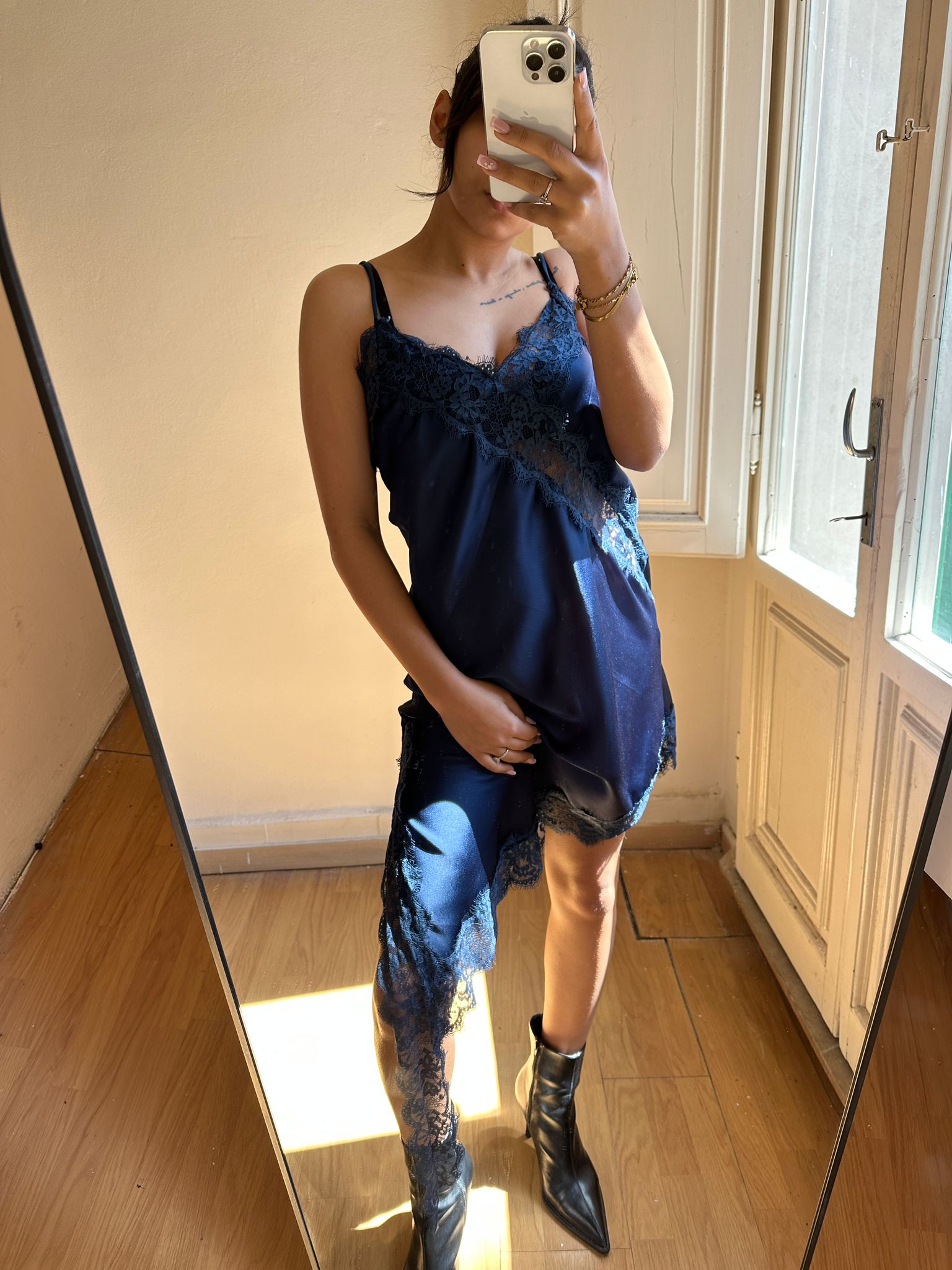 Vestito pizzo blu